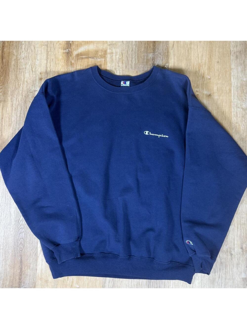90s Champion Navy Crewneck Sweatshirt – Size XL